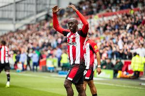 开云体育-记者：伊萨克倾向于离队，奥蓬达和维萨是纽卡引援目标