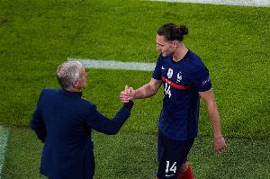 开云官网-德尚谈拉比奥特：我只关心他为法国国家队做过什么&amp;还能带来什么