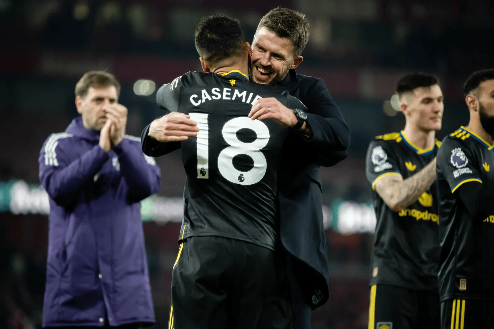 费迪南德：卡塞米罗处于超高水准，别低估他&amp;amp;他依旧能做贡献